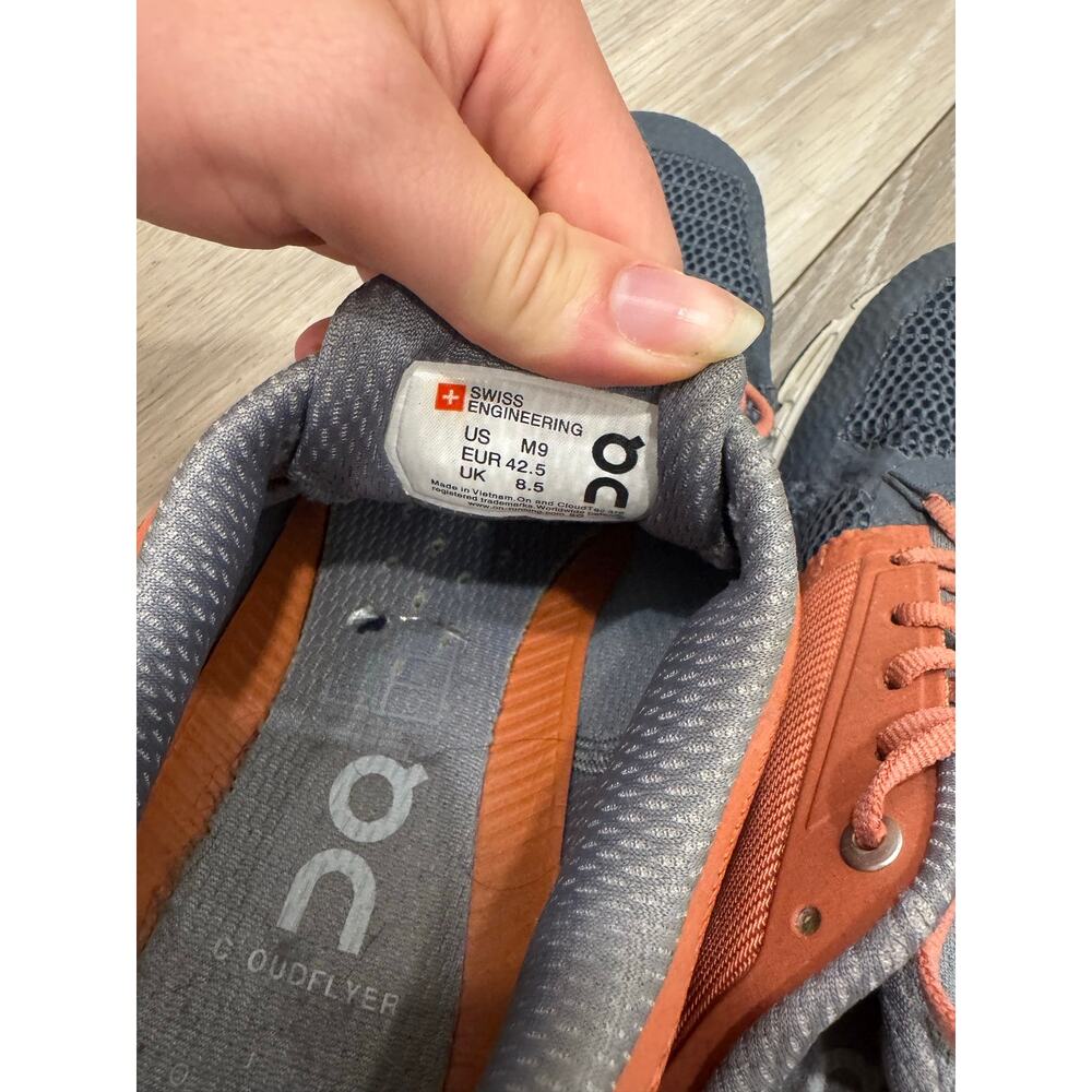 ON Cloud Mens Cloud Flyer size 9 orange and grey - Picture 8 of 12